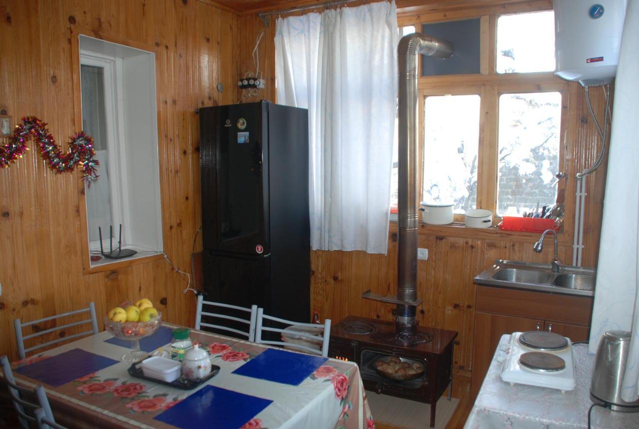 Keti Pilpani Guesthouse Mestia Exterior foto